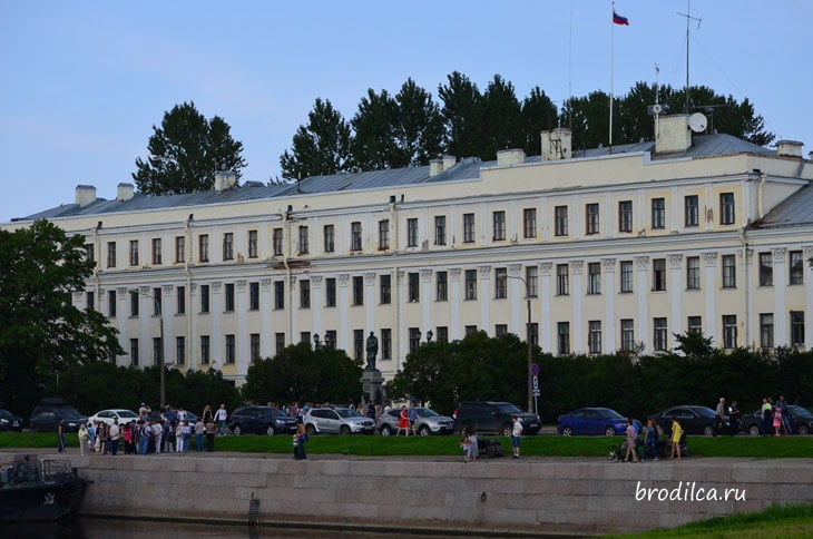 Фото итальянский дворец кронштадт